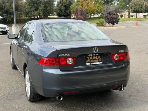 Used 2004 Acura TSX FWD image 4