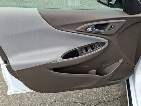 Used 2024 Chevrolet Malibu LS FWD image 10