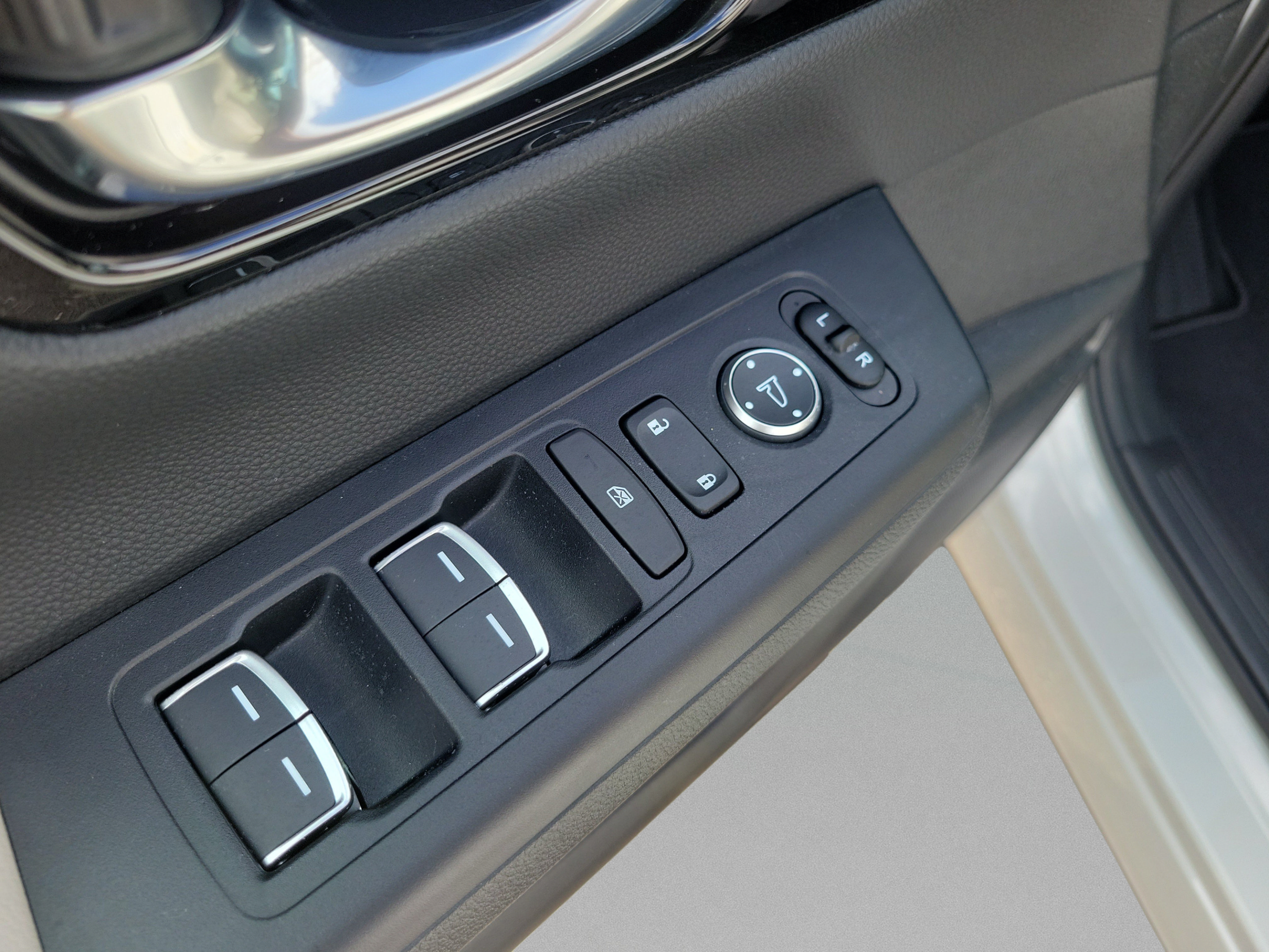 Used 2026 Honda CR-V EX-L image 24