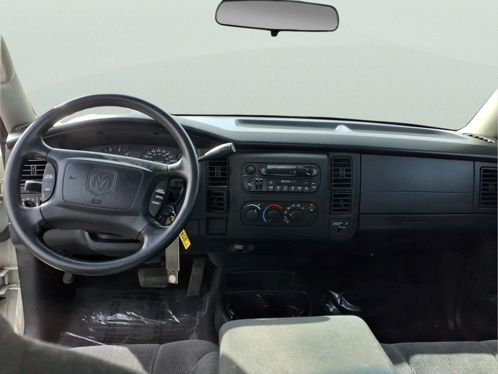 Used 2004 Dodge Dakota SLT w/ Deluxe Convenience Group RWD image 14