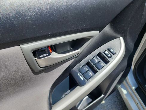 Used 2012 Toyota Prius Two FWD image 11