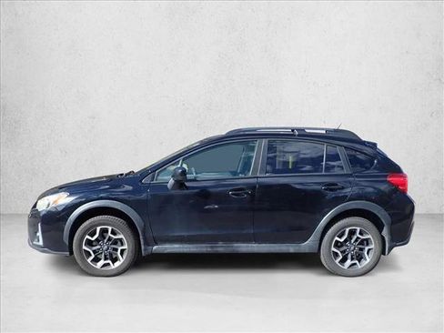 Used 2017 Subaru Crosstrek 2.0i Premium AWD/4WD image 7