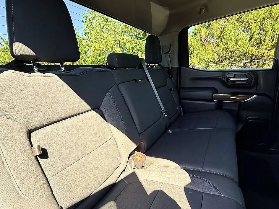 Used 2021 Chevrolet Silverado 1500 RST w/ Redline Edition AWD/4WD image 34