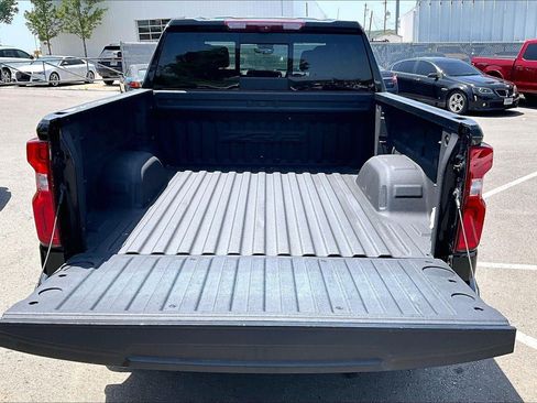 Used 2024 Chevrolet Silverado 1500 ZR2 w/ Technology Package AWD/4WD image 4