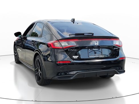 Certified 2025 Honda Civic Sport image 5