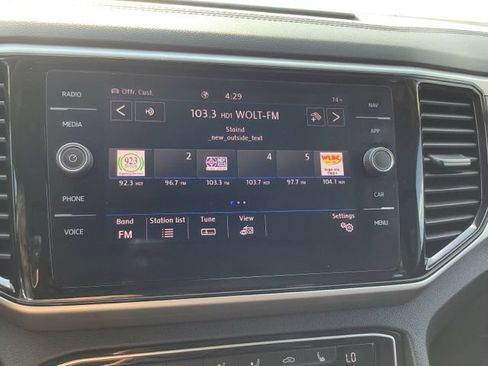 Used 2021 Volkswagen Atlas SEL AWD/4WD image 34