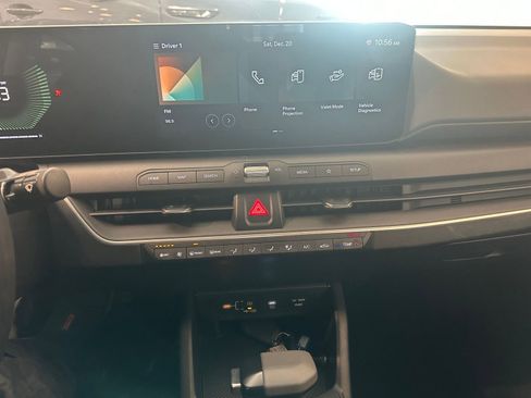 Used 2025 Kia K4 LXS image 21