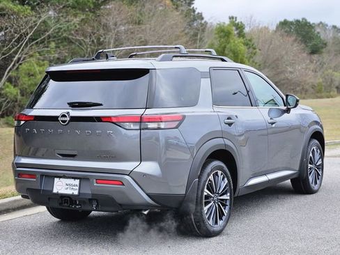 New 2026 Nissan Pathfinder Platinum w/ Cargo Package image 4