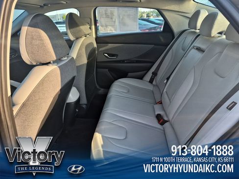 Used 2024 Hyundai Elantra Limited FWD image 24