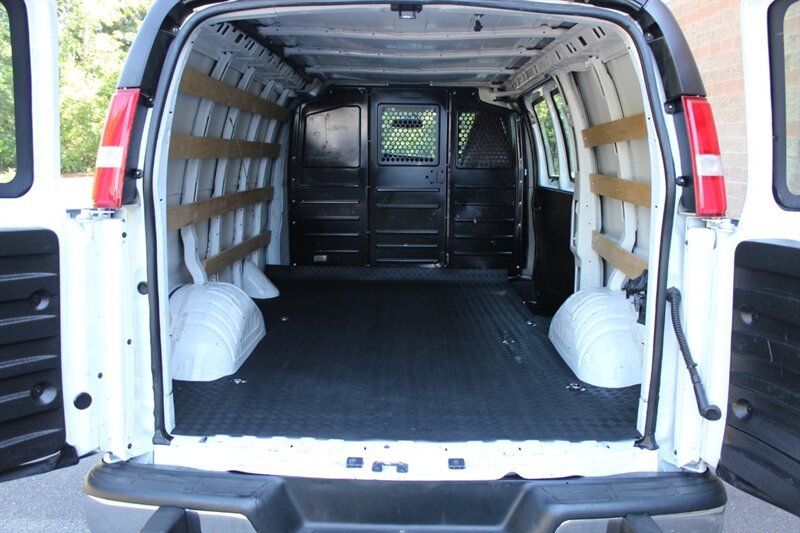 Used 2020 GMC Savana 2500 w/ Driver Convenience Package RWD image 12