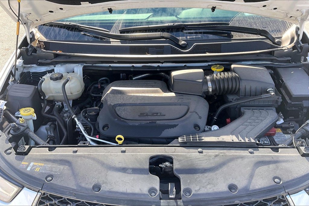 Used 2025 Chrysler Pacifica Select FWD image 28