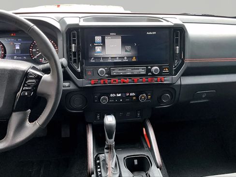 Used 2025 Nissan Frontier Pro-X w/ Pro Convenience Package RWD image 13