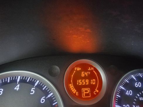 Used 2010 Nissan Sentra 2.0 S w/ Convenience Pkg image 23