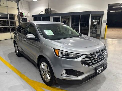 Used 2021 Ford Edge Titanium AWD/4WD image 4