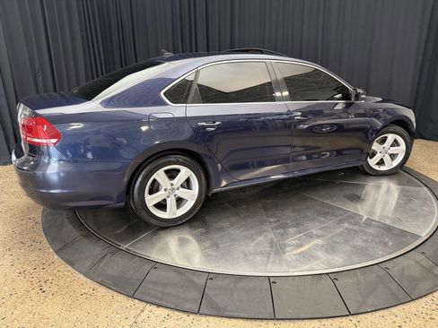 Used 2013 Volkswagen Passat TDI SE FWD image 10