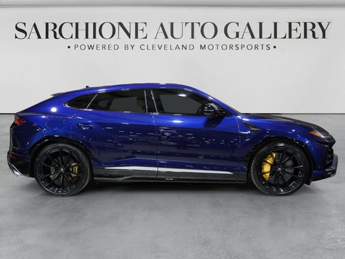 Used 2019 Lamborghini Urus AWD/4WD image 25