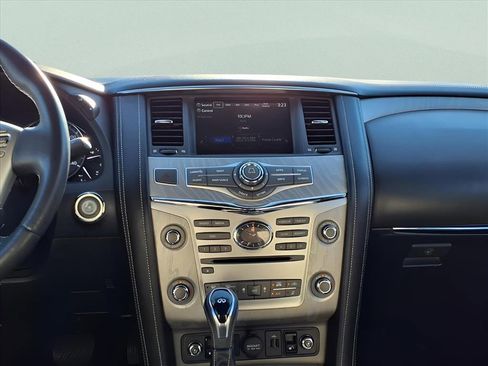Used 2019 INFINITI QX80 Limited image 17