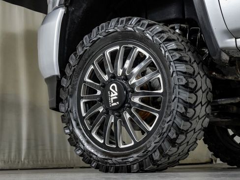 Used 2018 GMC Sierra 3500 Denali w/ Duramax Plus Package image 54