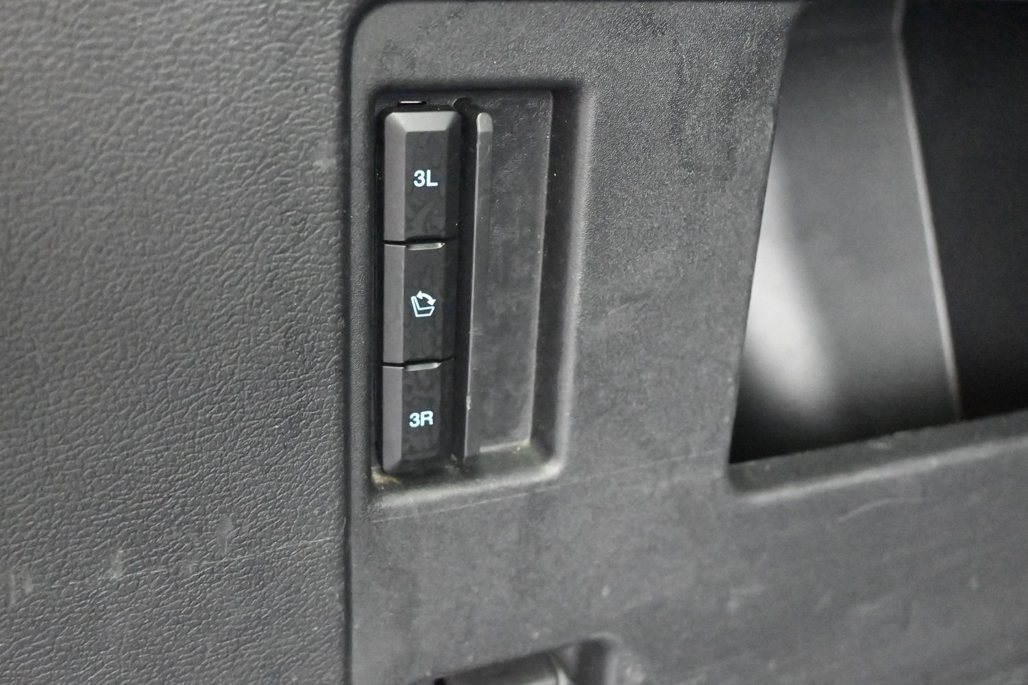 Used 2024 Ford Expedition Max XLT AWD/4WD image 14