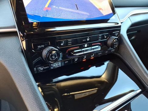 New 2025 Jeep Grand Cherokee Limited image 26