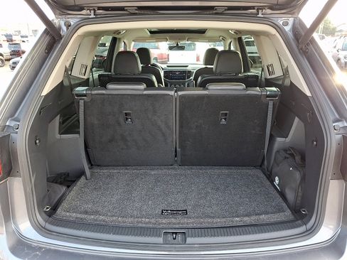 Used 2022 Volkswagen Atlas SE w/ Panoramic Sunroof Package AWD/4WD image 32