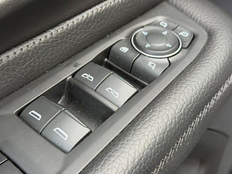 Used 2021 GMC Yukon Denali AWD/4WD image 19