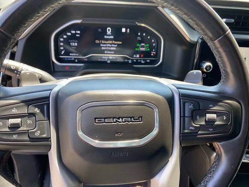 Used 2023 GMC Sierra 1500 Denali w/ Technology Package AWD/4WD image 21