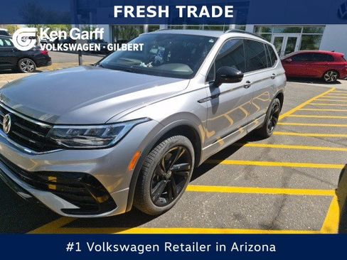 Used 2024 Volkswagen Tiguan SE R-Line image 1