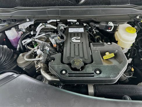 New 2026 RAM 2500 Limited image 18