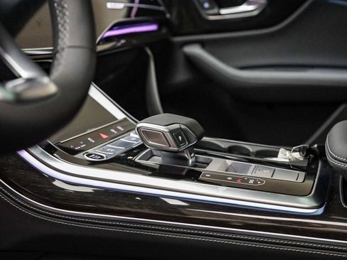 New 2026 Audi Q8 Premium Plus image 26