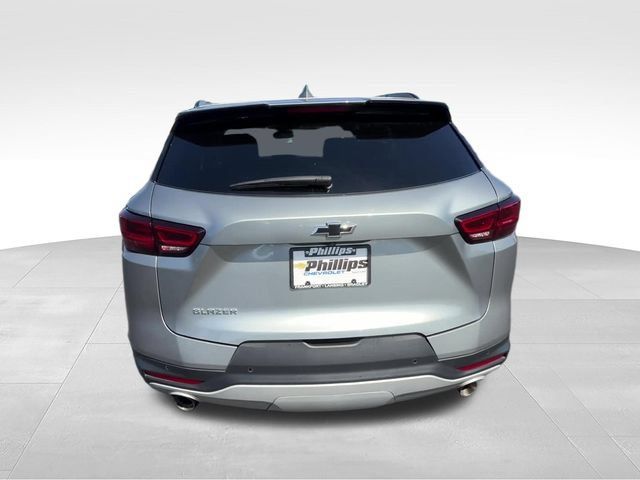 Certified 2024 Chevrolet Blazer LT w/ Convenience Package FWD image 5