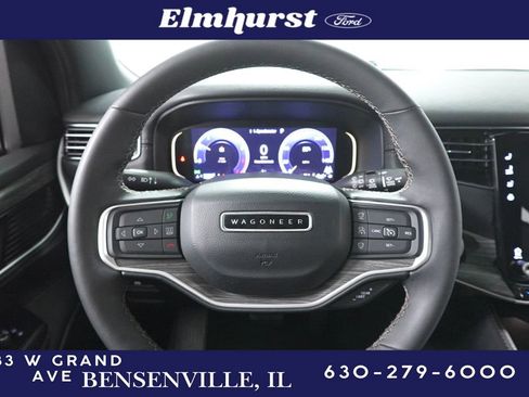 Used 2024 Jeep Wagoneer Series II w/ Flexible Seating Group image 14