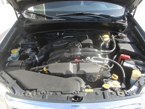 Used 2011 Subaru Forester 2.5X w/ Alloy Wheel Value Pkg AWD/4WD image 4