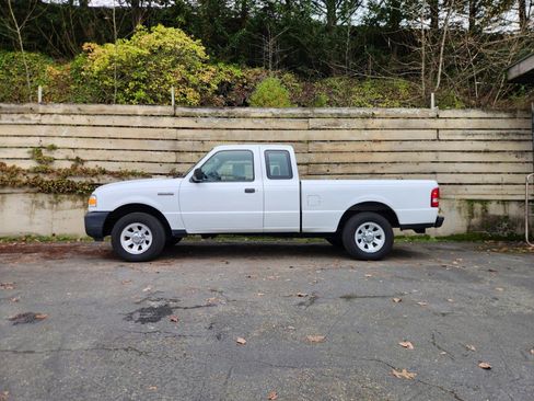 Used 2010 Ford Ranger XL image 5
