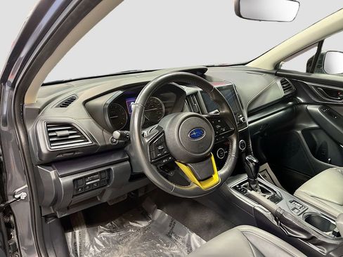 Used 2022 Subaru Crosstrek 2.5i Sport w/ Moonroof Package AWD/4WD image 9