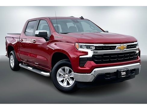 Used 2024 Chevrolet Silverado 1500 LT image 3