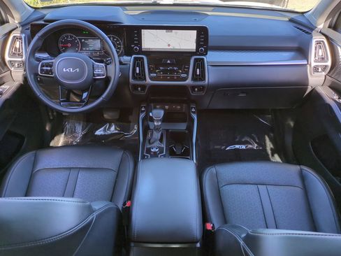 Certified 2023 Kia Sorento S w/ Panoramic Sunroof Package image 15