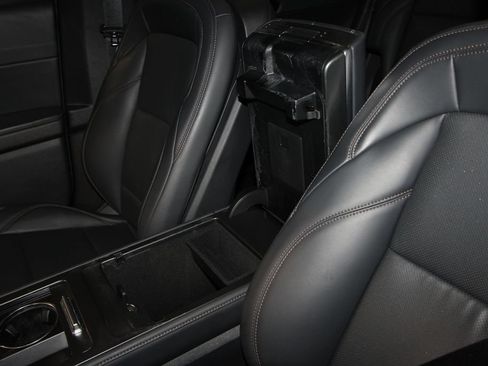 Used 2024 Lincoln Nautilus Premier w/ Equipment Group 102A AWD/4WD image 24