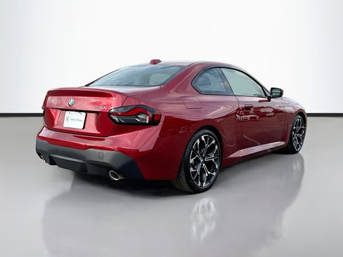 Used 2025 BMW 230i Coupe image 3