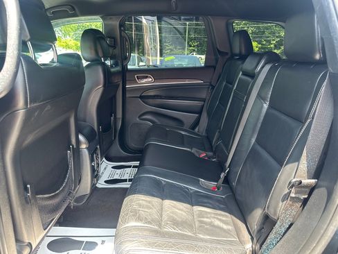 Used 2017 Jeep Grand Cherokee Limited image 13