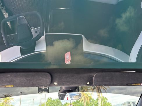 Used 2022 Tesla Model S Plaid AWD/4WD image 17