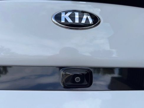 Used 2019 Kia Soul + FWD image 36