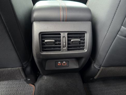 Used 2024 Nissan Altima 2.0 SR FWD image 25