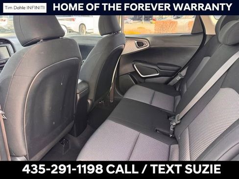 Used 2025 Kia Soul LX w/ LX Technology Package image 16