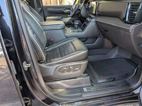 Used 2023 GMC Sierra 1500 AT4X image 28