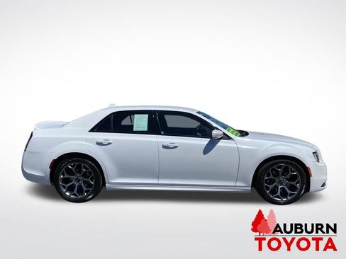 Used 2015 Chrysler 300 S RWD image 8