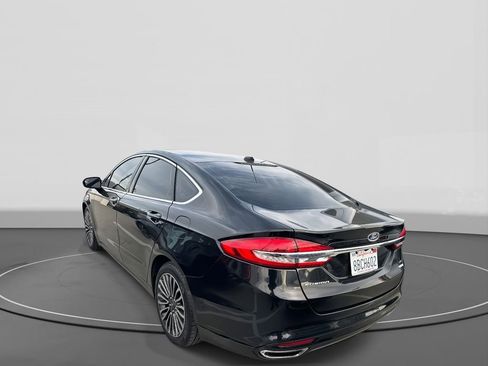 Used 2017 Ford Fusion SE image 5