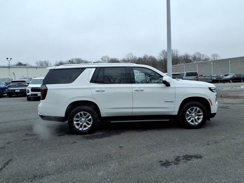 Used 2025 Chevrolet Tahoe LT AWD/4WD image 2
