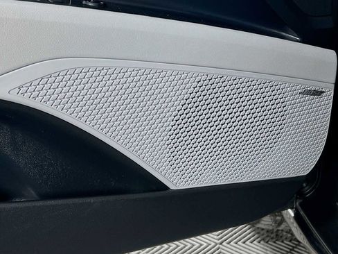 Certified 2024 Hyundai Elantra Limited image 19