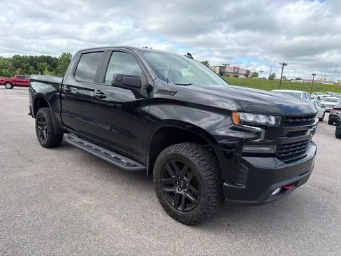 Used 2021 Chevrolet Silverado 1500 LT Trail Boss w/ LPO, Dark Essentials Package AWD/4WD image 10